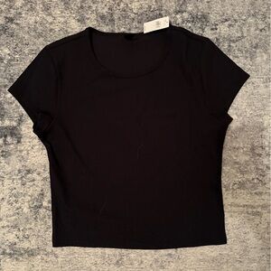GAP Classic Black Ribbed T-shirt